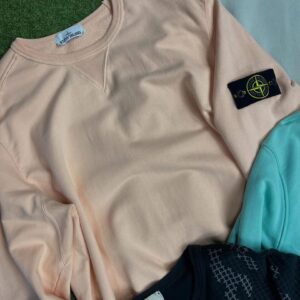 Crewneck sweatshirt pallets with brand new designer pullovers for resale