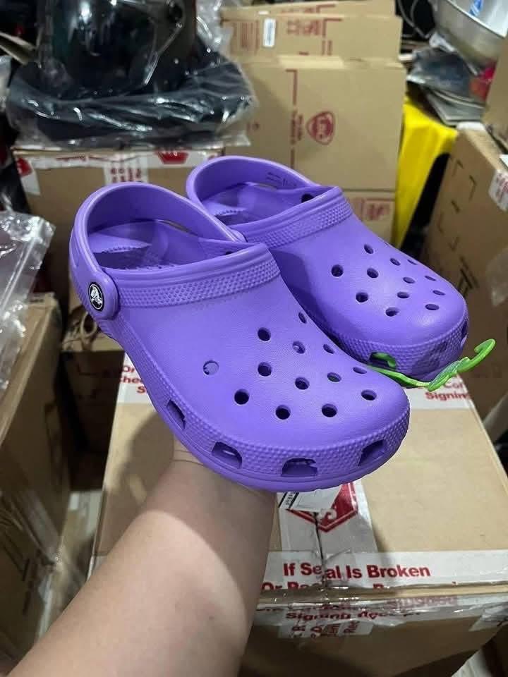 Crocs Pallets for sale - Image 4